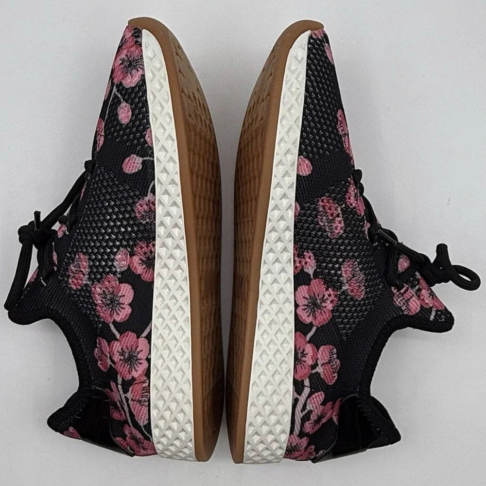 Urban Sport‎ By J/Slides Black Pink Cherry blossom? Mesh Knit Sneakers Sz 7